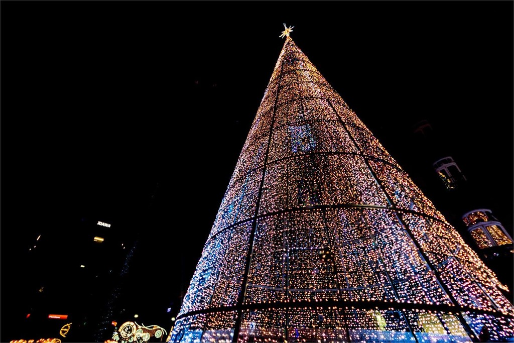 Disfruta de la iluminación navideña en los municipios de O Morrazo a bordo de Taxi Héctor